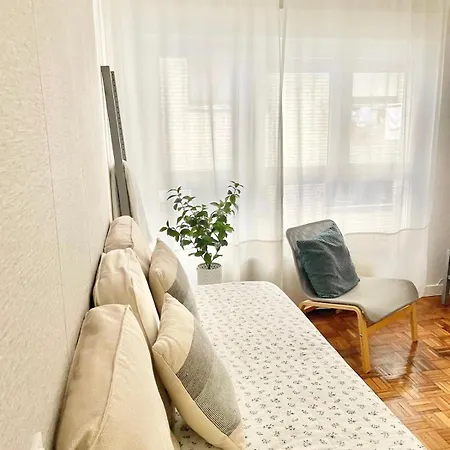 Tranquilidad Al Lado Del Centro Parking Incluido Appartamento