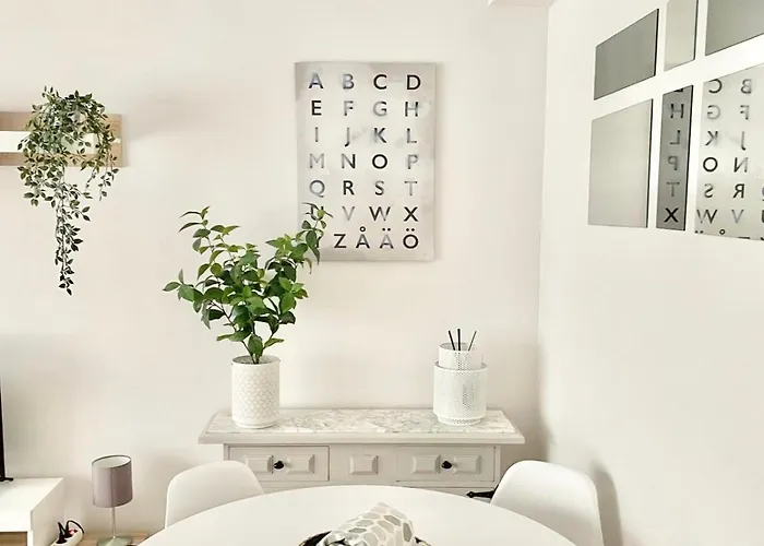 Tranquilidad Al Lado Del Centro Parking Incluido דירה אוביידו